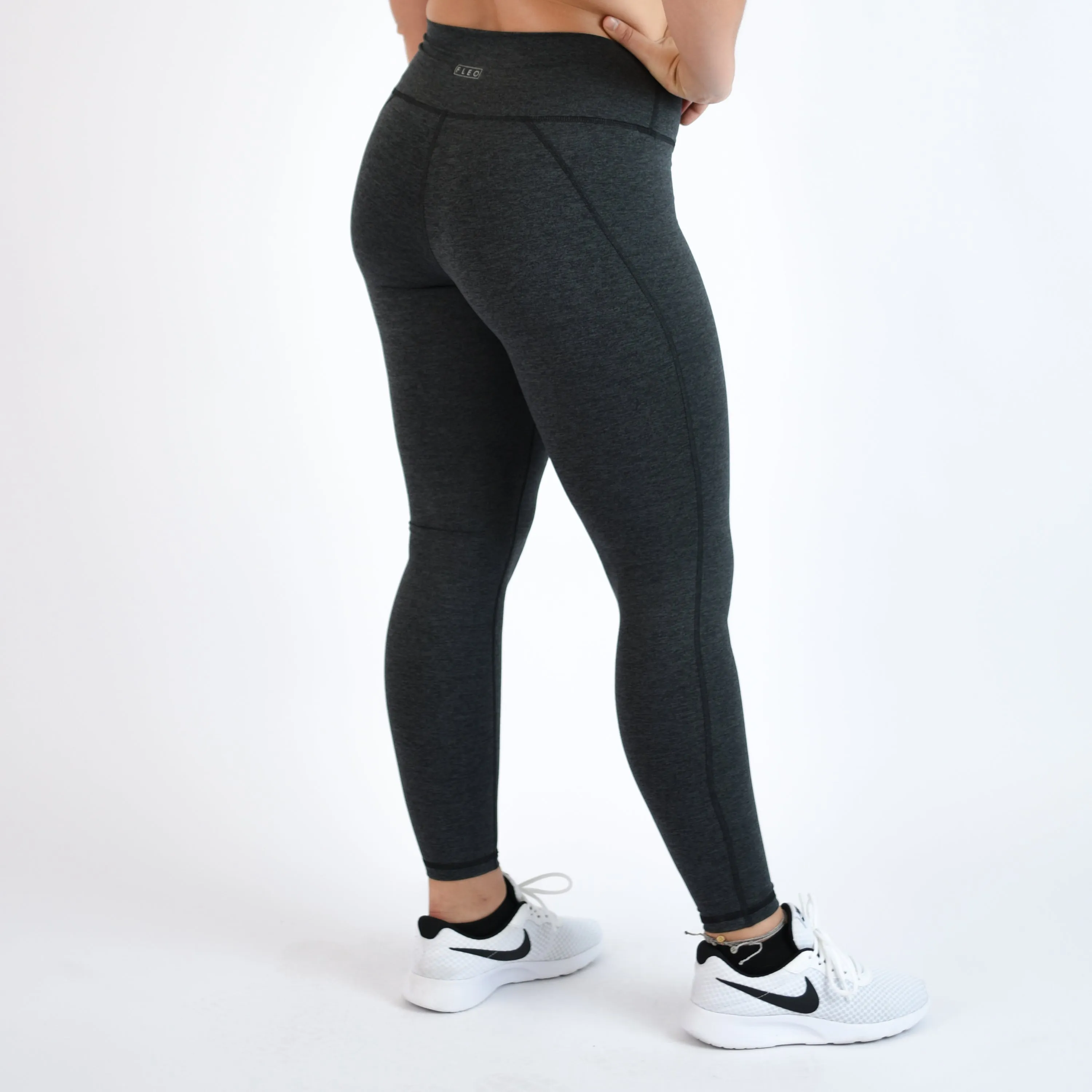 FLEO Charge 25" Leggings - Charcoal