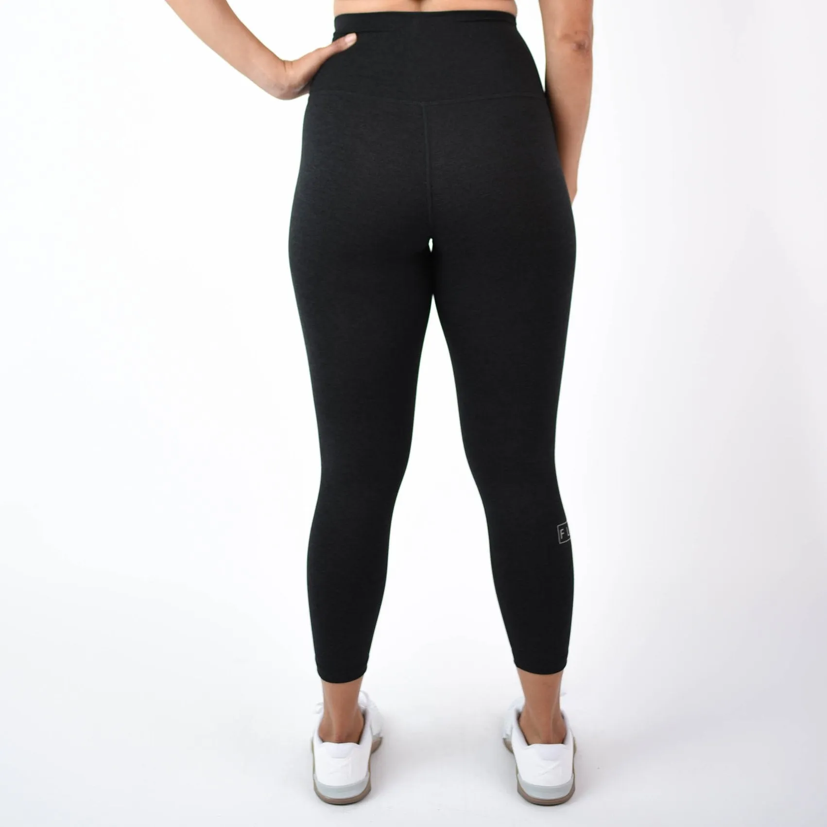 FLEO El Toro 21" Heather Black Leggings (Bounce)