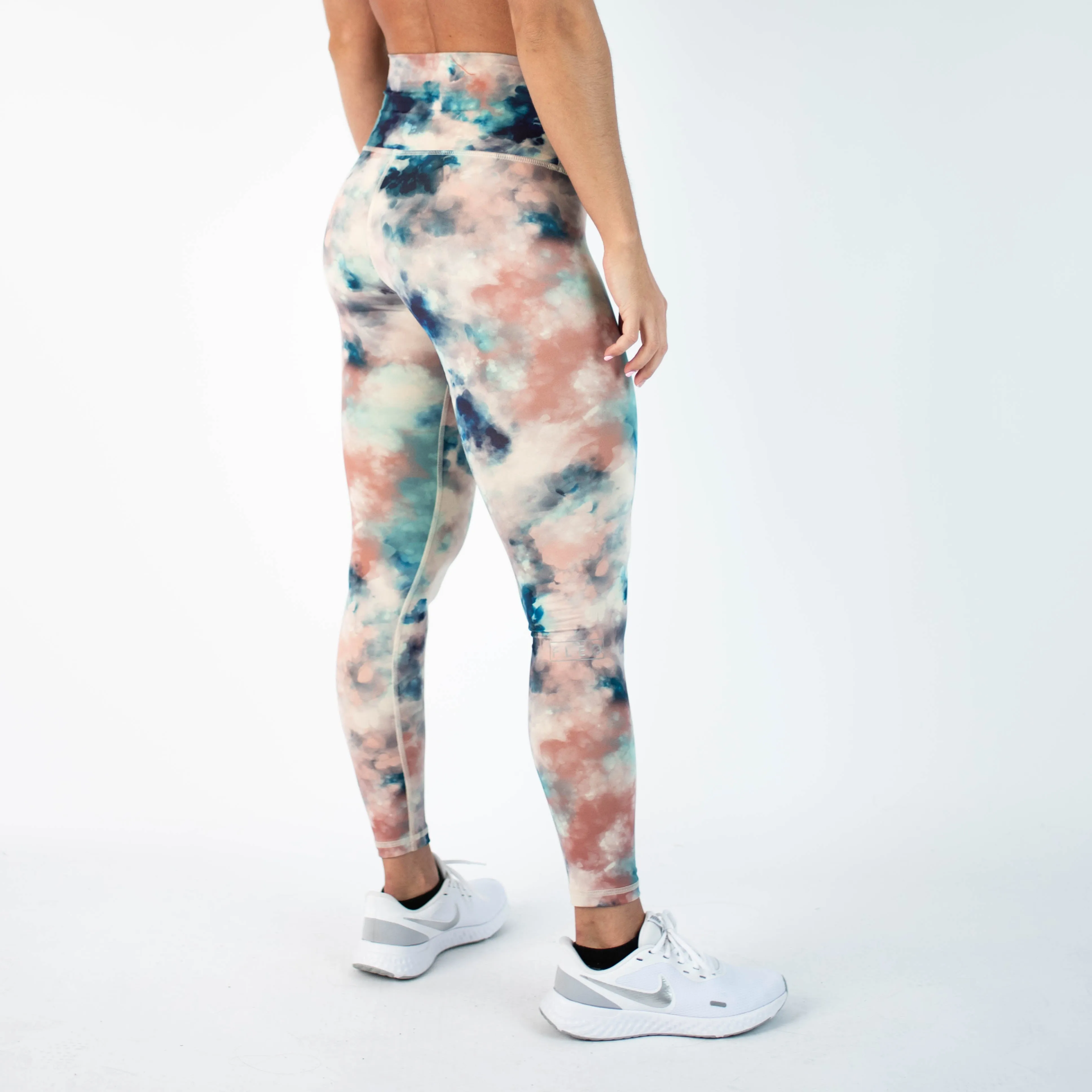 FLEO El Toro 25" Deep Dive Leggings