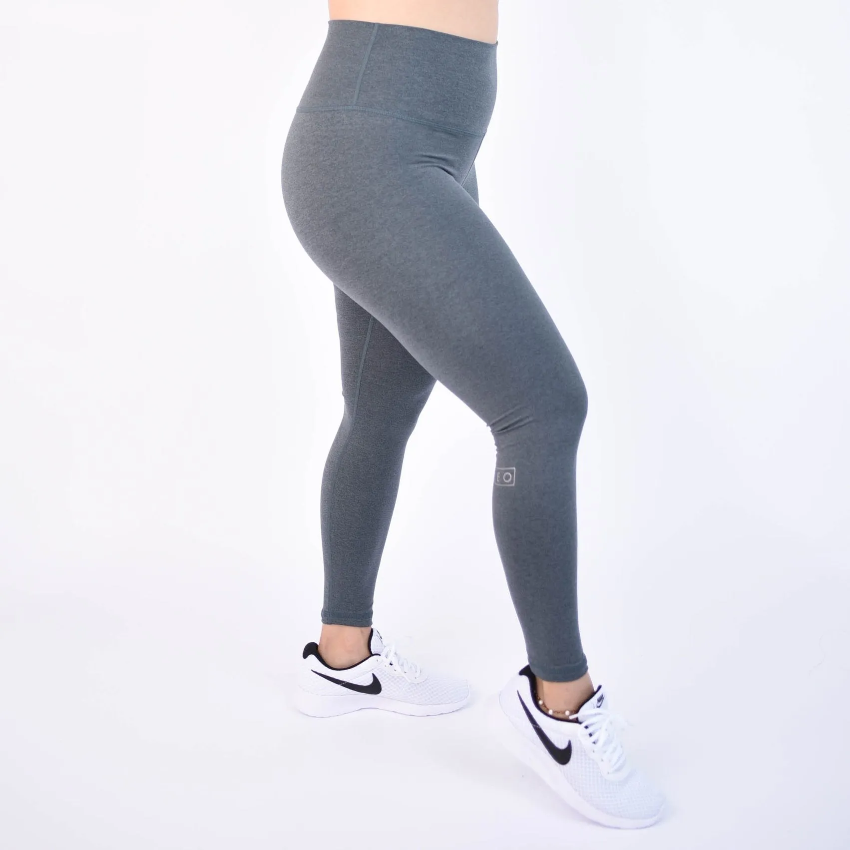 FLEO El Toro 25" Ink Slate Leggings (Bounce)