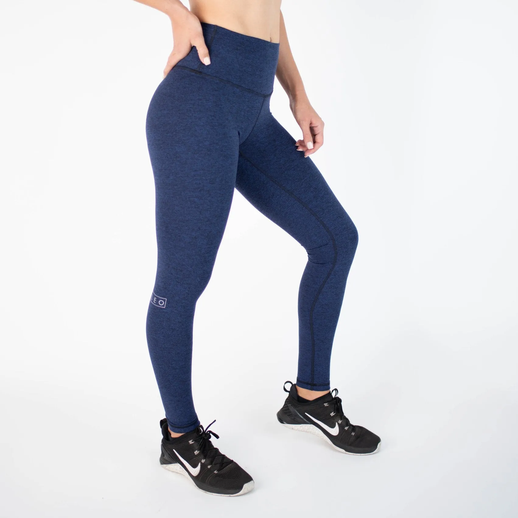 FLEO El Toro 28" Mood Black Leggings (Bounce)