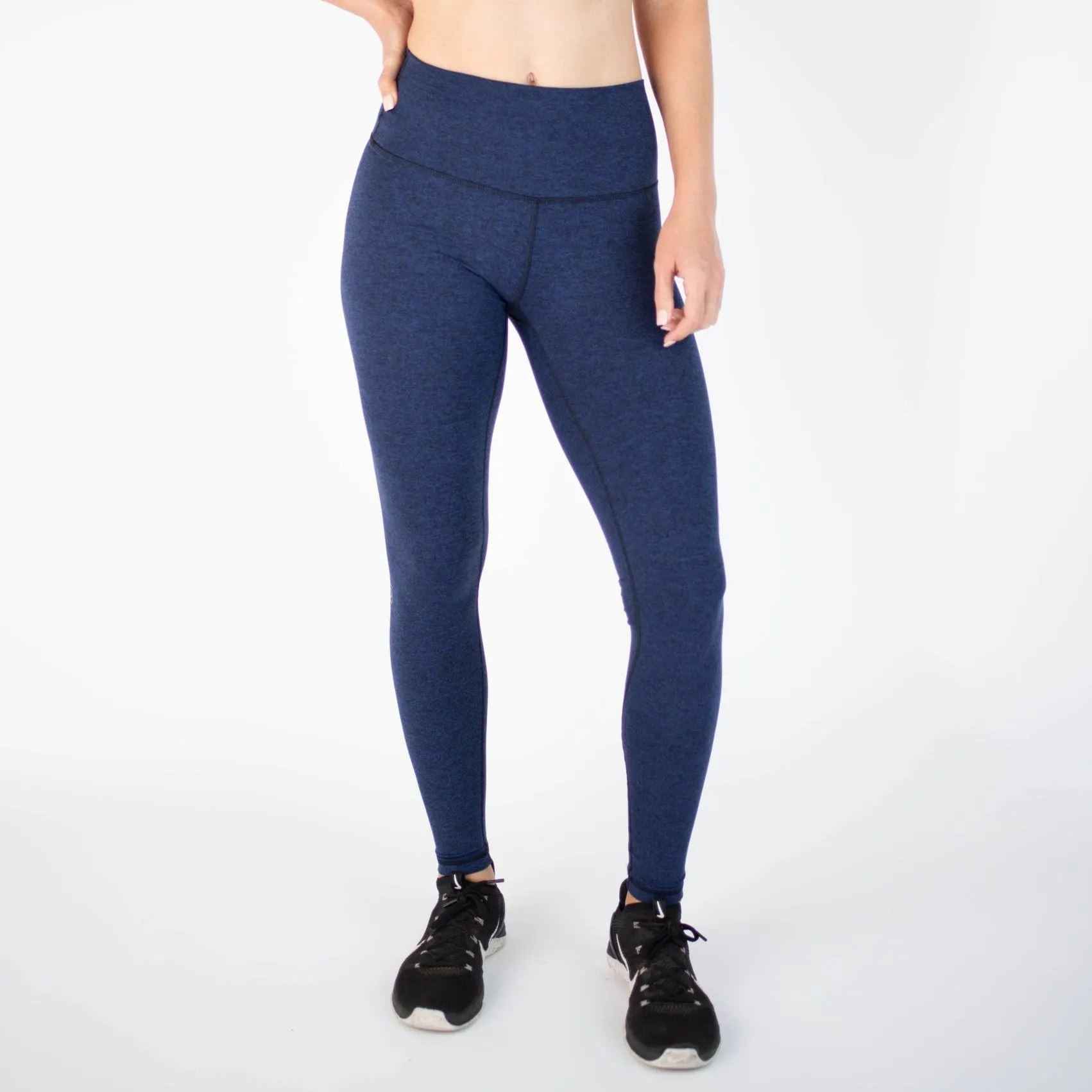 FLEO El Toro 28" Mood Black Leggings (Bounce)