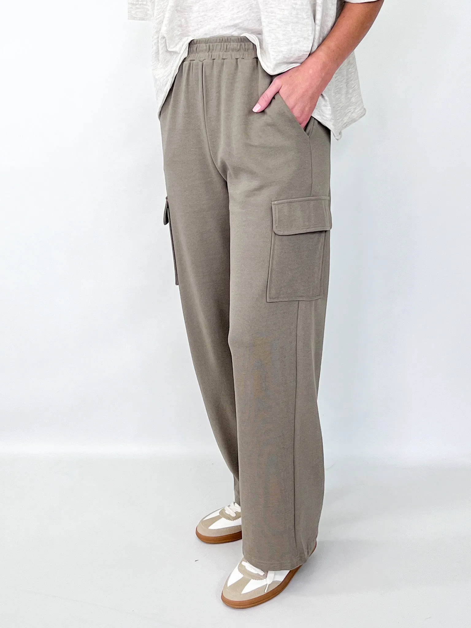 Gretta - Elastic Waist Cargo Pants