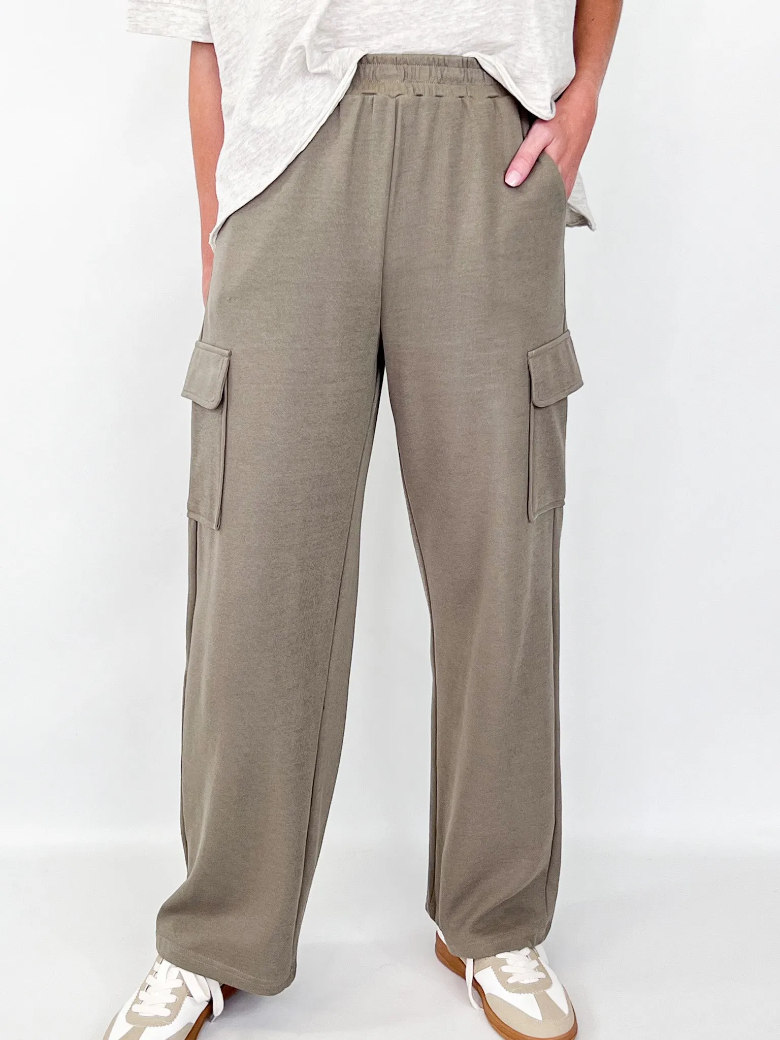 Gretta - Elastic Waist Cargo Pants