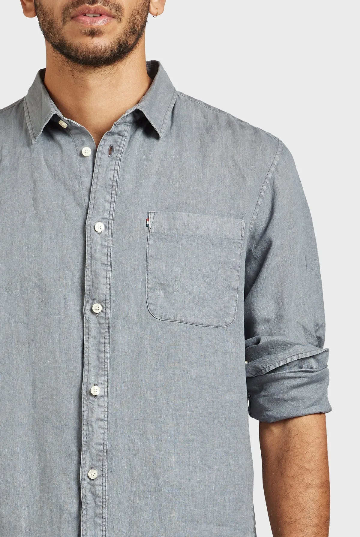 Hampton Long Sleeve Linen Shirt in Gunsmoke Grey