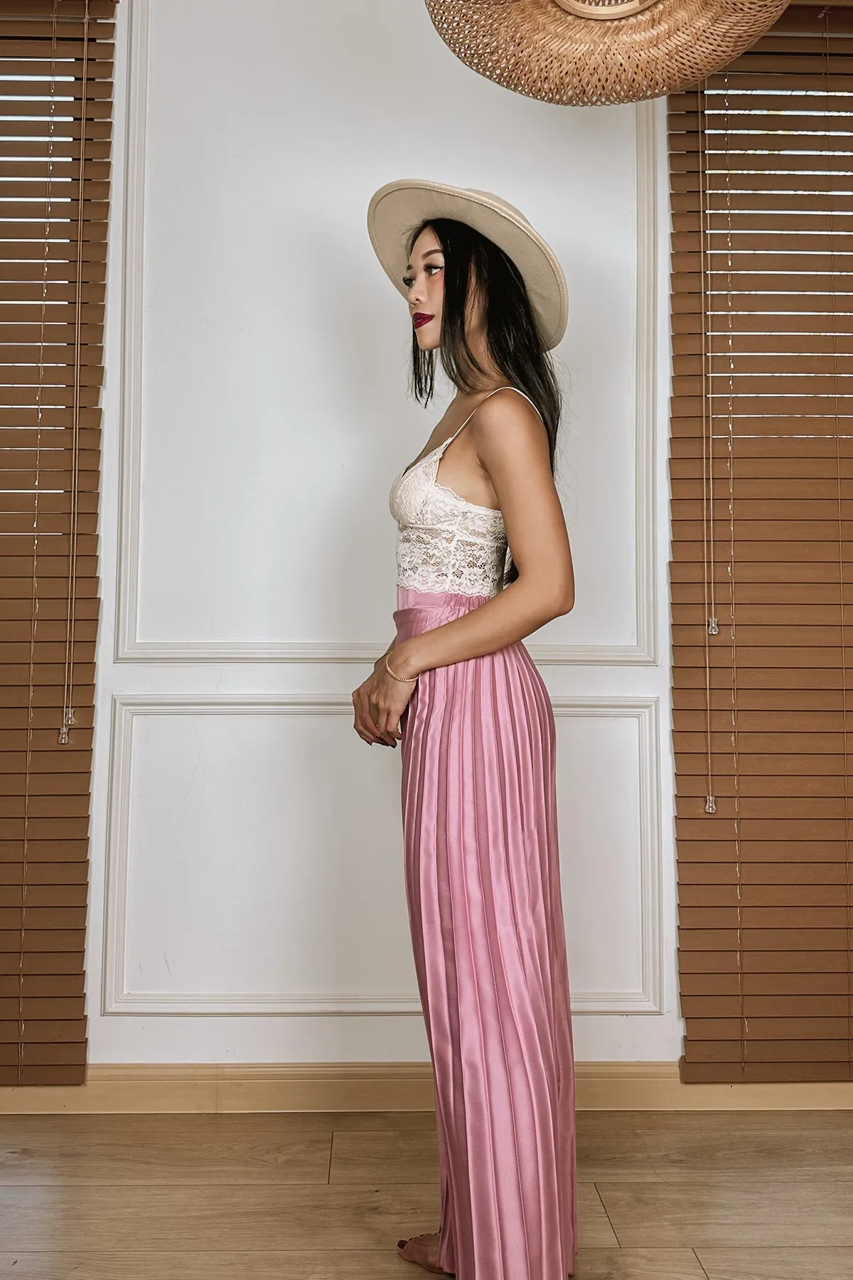 Iriena Pleated Satin Pants in Pink