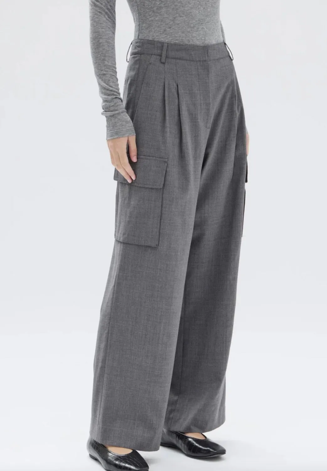 Isara Wool Cargo Pant Charcoal