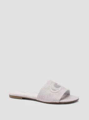 Ivory Tashia Cutout Logo Slides