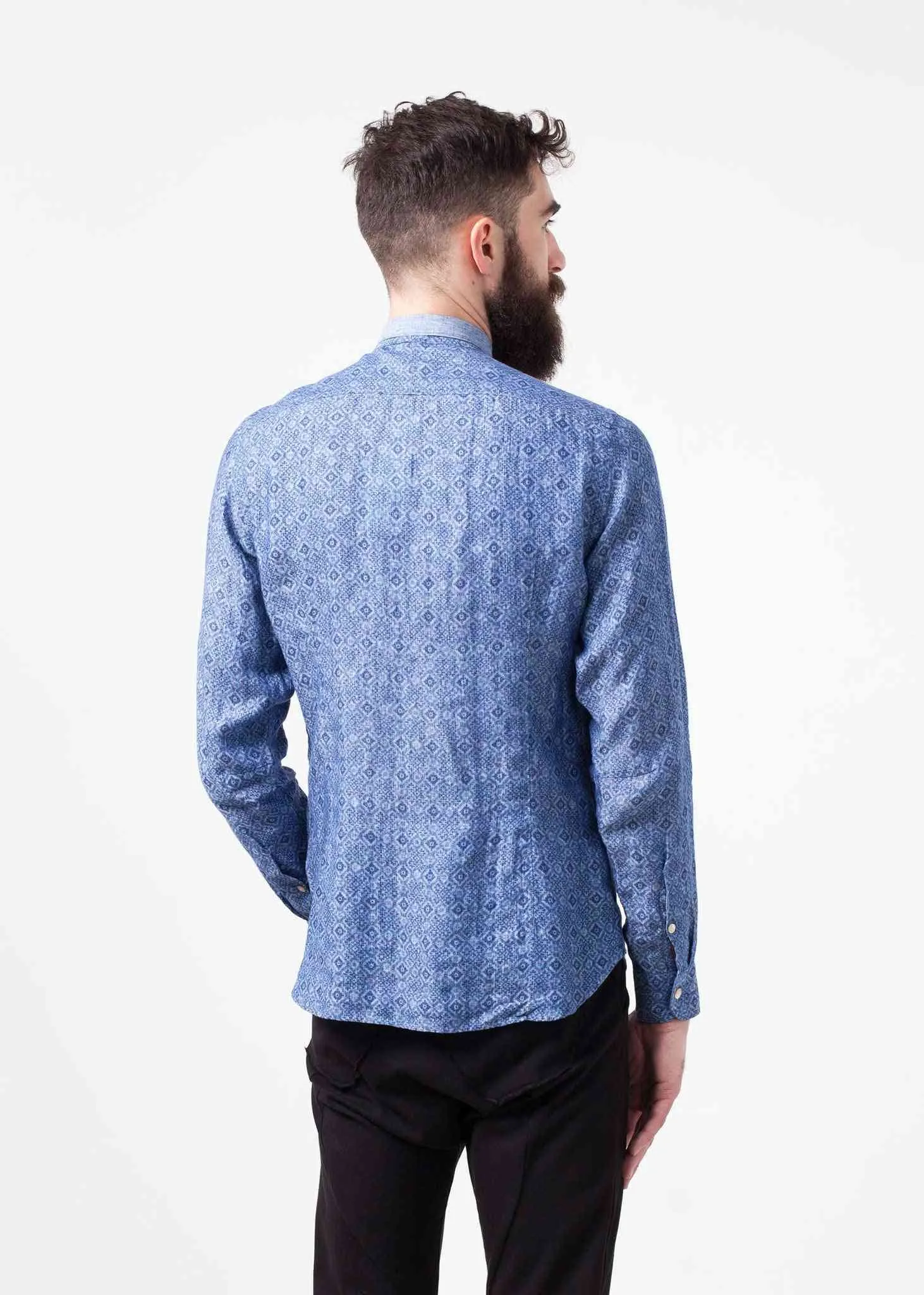 Linen Button Up in Blue Diamond