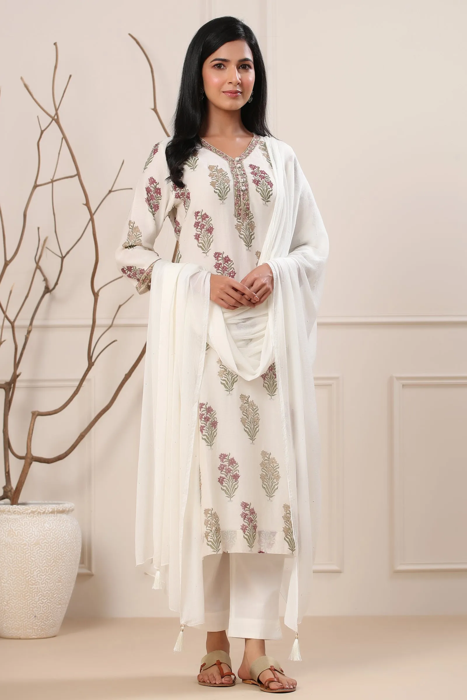 Maheen Masiah Chiffon White Dupatta