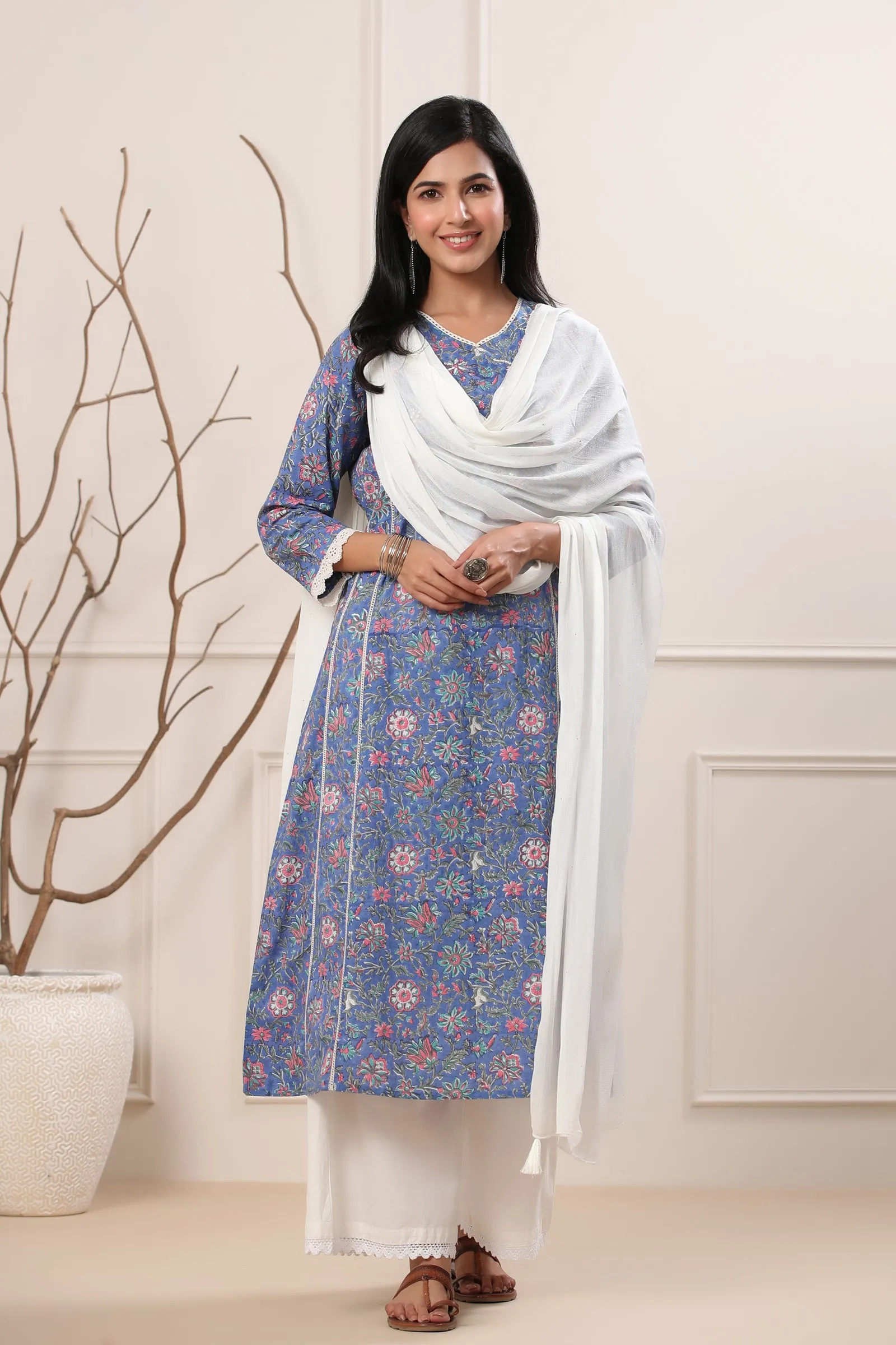 Maheen Masiah Chiffon White Dupatta