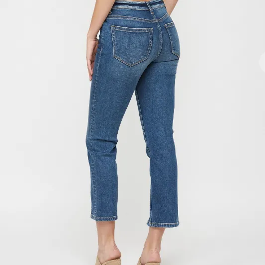 Mica Mid Rise Crop