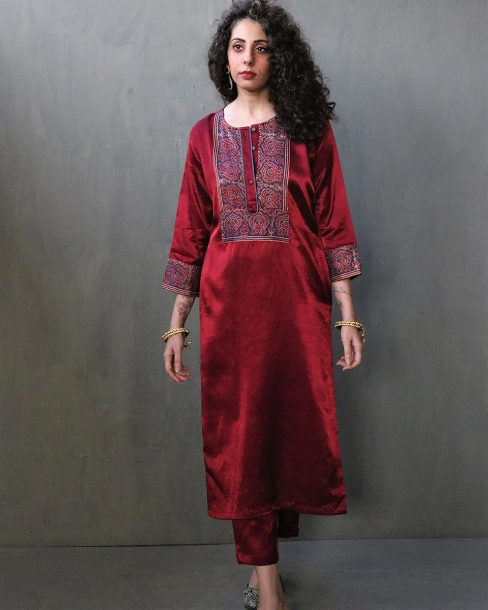 Rubaa Handprinted Mashru Silk Kurti