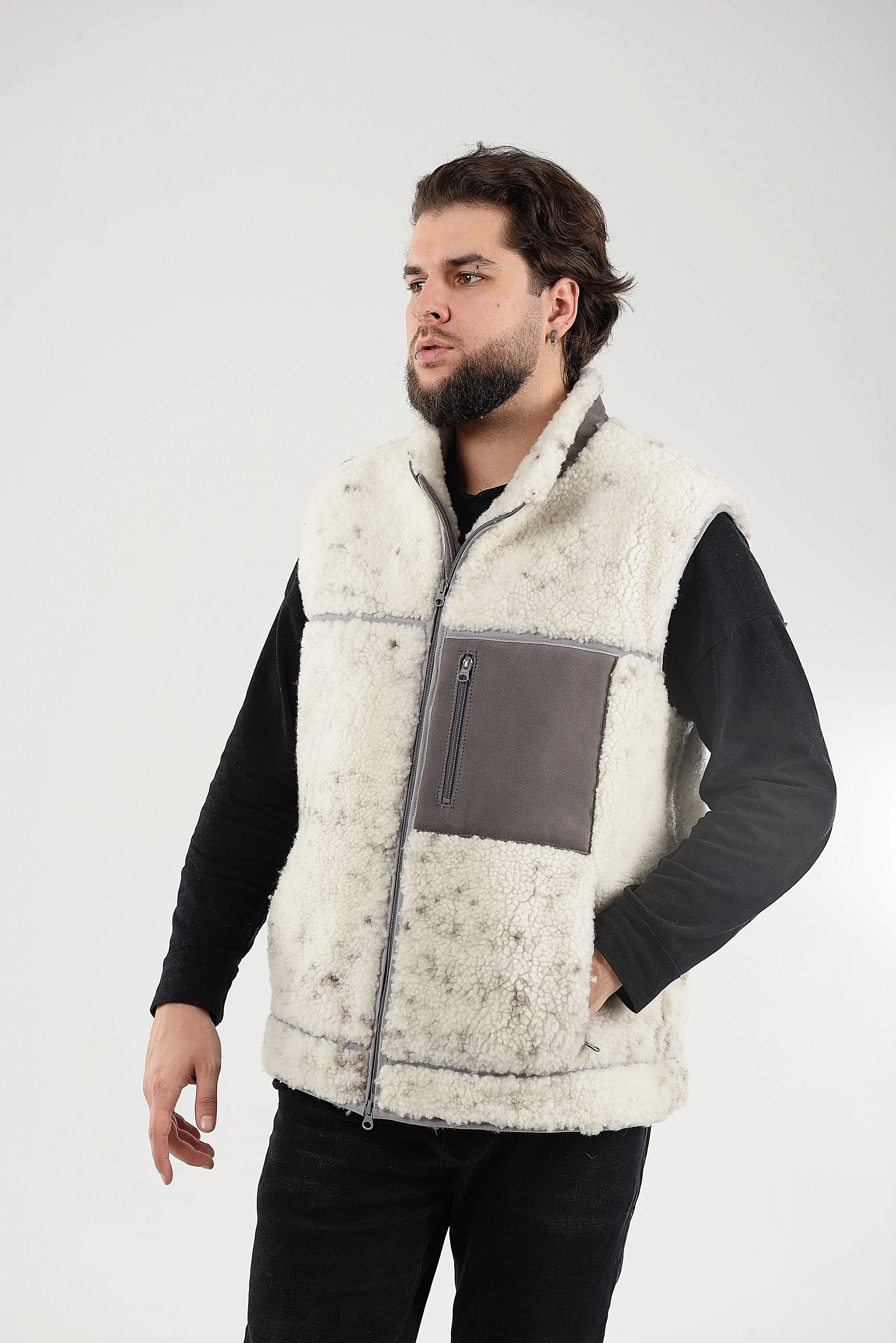 Soft Beige Sheepskin Vest, Collar-Exposed Wool Seams, Lightweight And Warm Sleeveless Jacket,Sustainable Clothing,Zipper Closure And Pockets