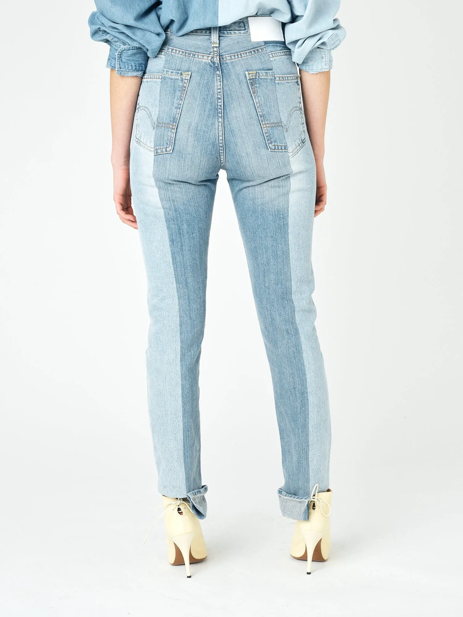 Straight Leg Jean Light/Mid Blue