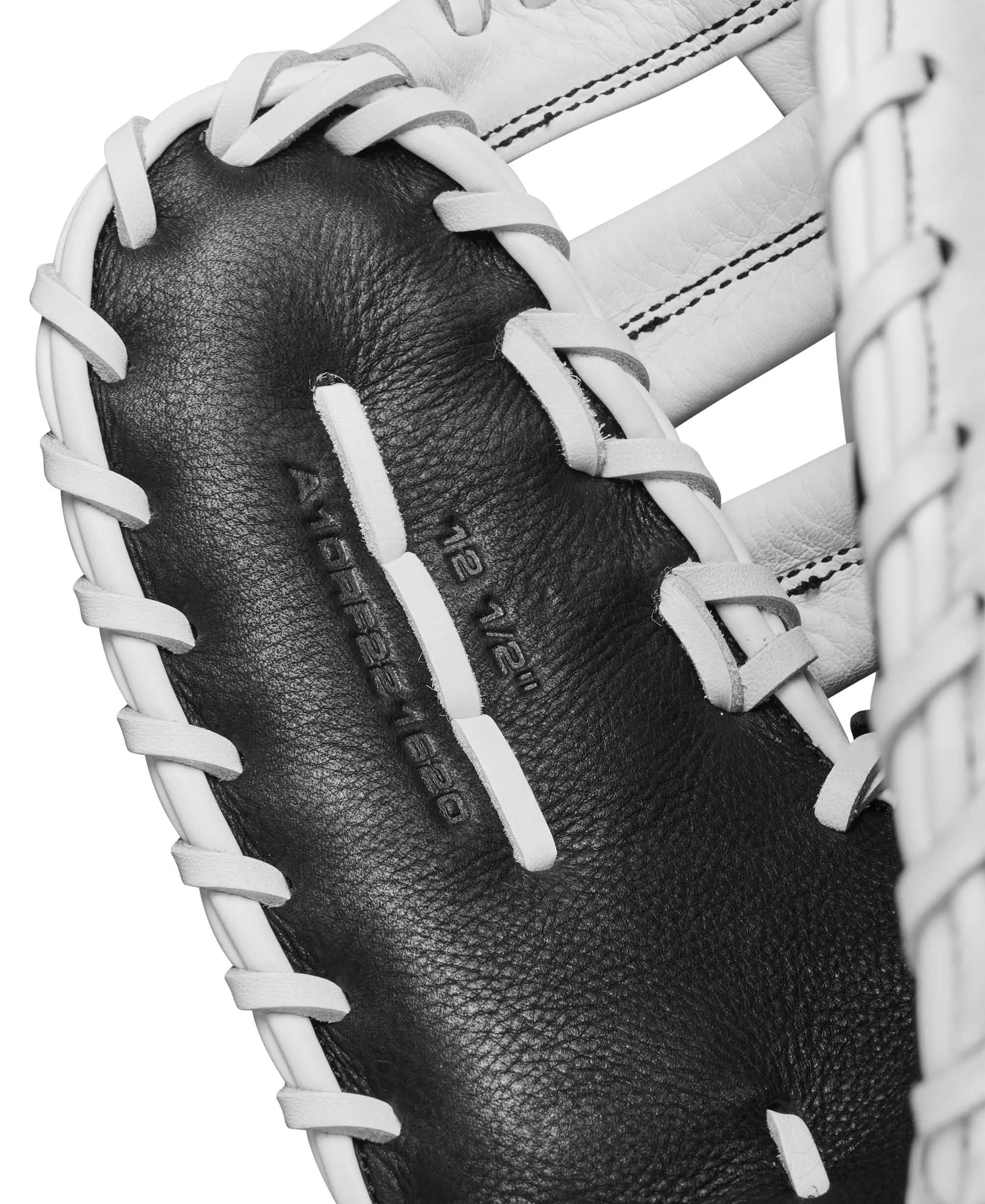 Wilson 2024 A1000 1620 Fastpitch Softball First Base MItt Black/White/Silver 12.5"