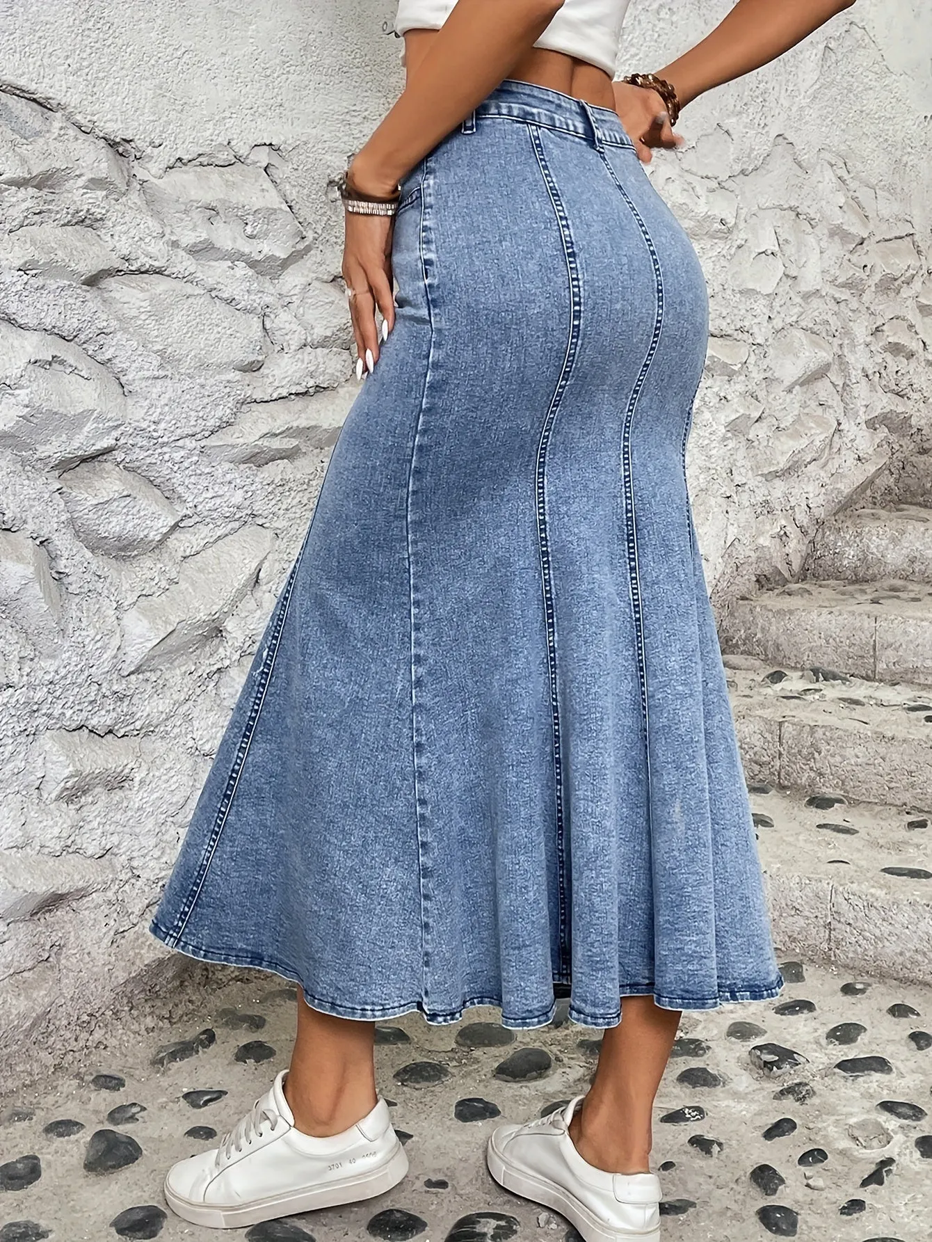 Women's Street Style Elastic Trumpet Plain Washed Blue Denim Midi Skirt, Fashion Stretch Fit, Flared Hem, Casual Jean Wear